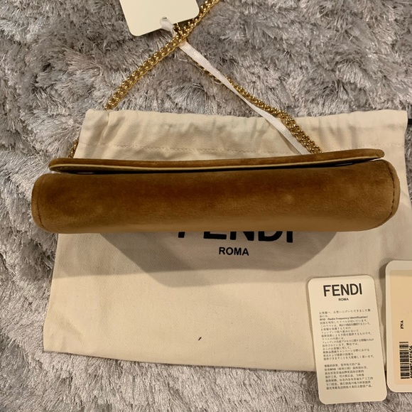 Fendi F Logo Velvet Wallet on Chain - Picture 6 of 6